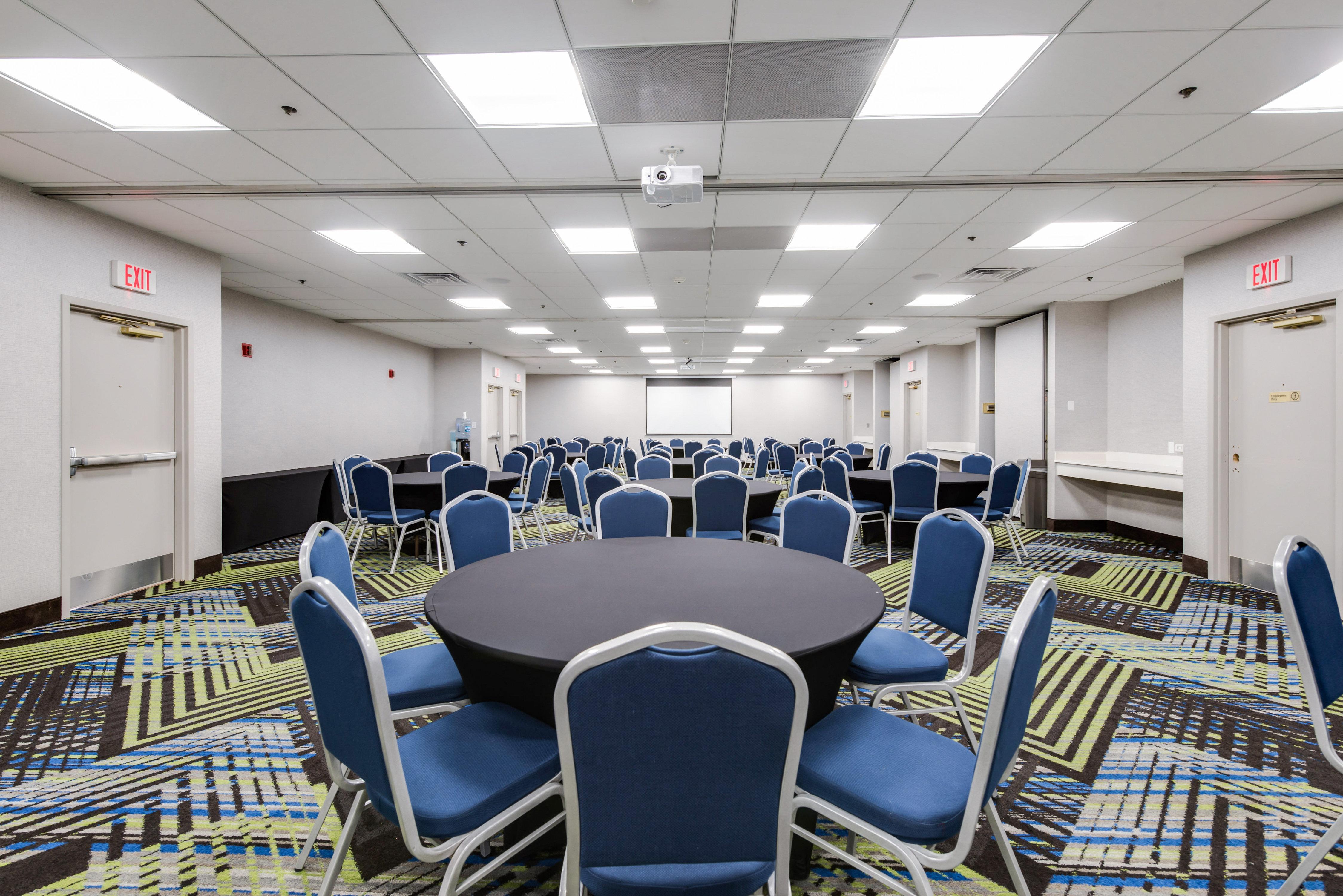 Holiday Inn Express Naperville By Ihg Esterno foto
