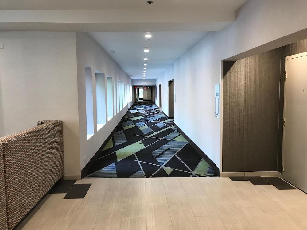 Holiday Inn Express Naperville By Ihg Esterno foto