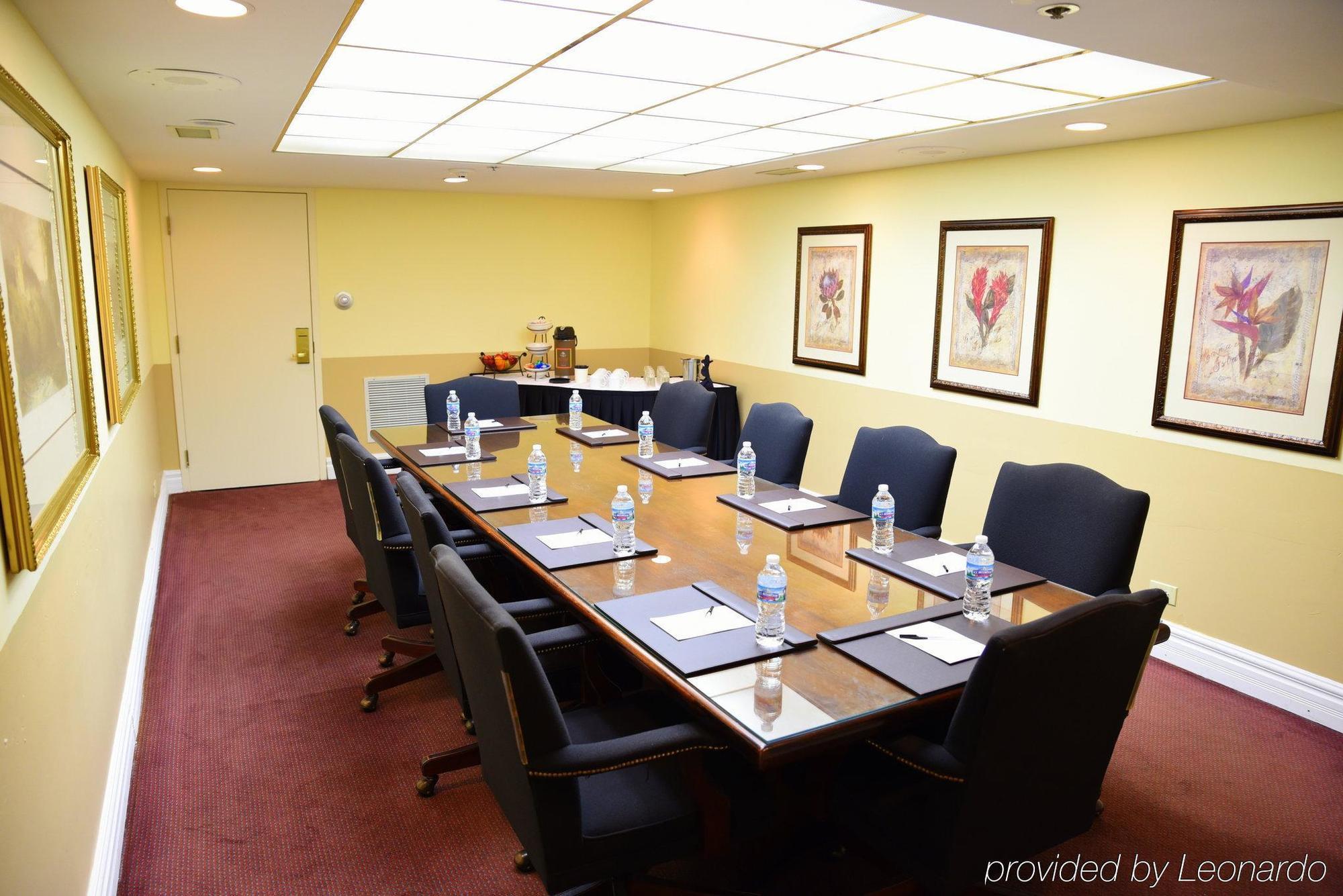 Holiday Inn Express Naperville By Ihg Esterno foto